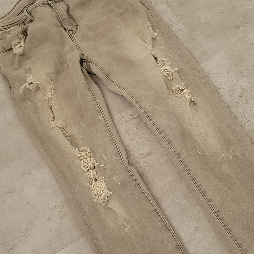 Pants - Picture 2 of 4